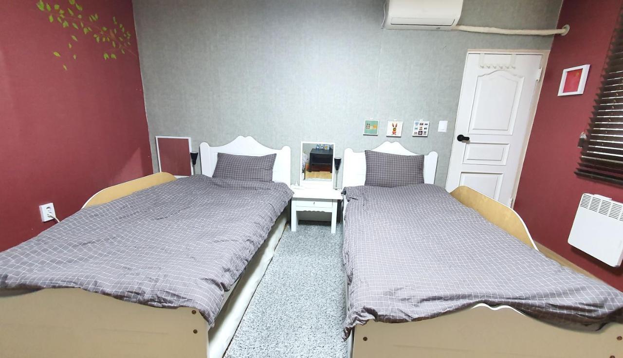 Triangel Guesthouse Сеул Екстер'єр фото